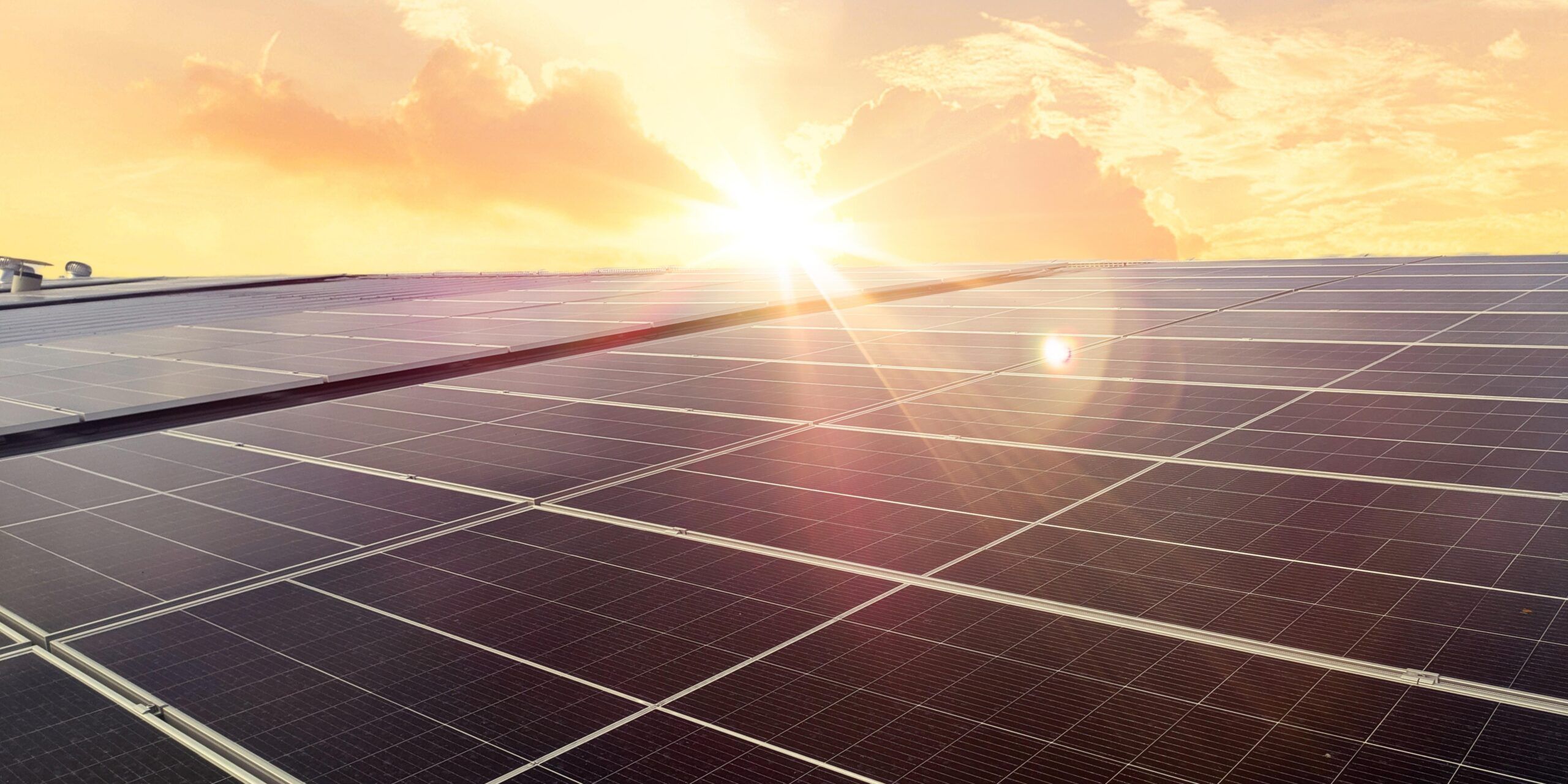 sichenia_solar-panels-system