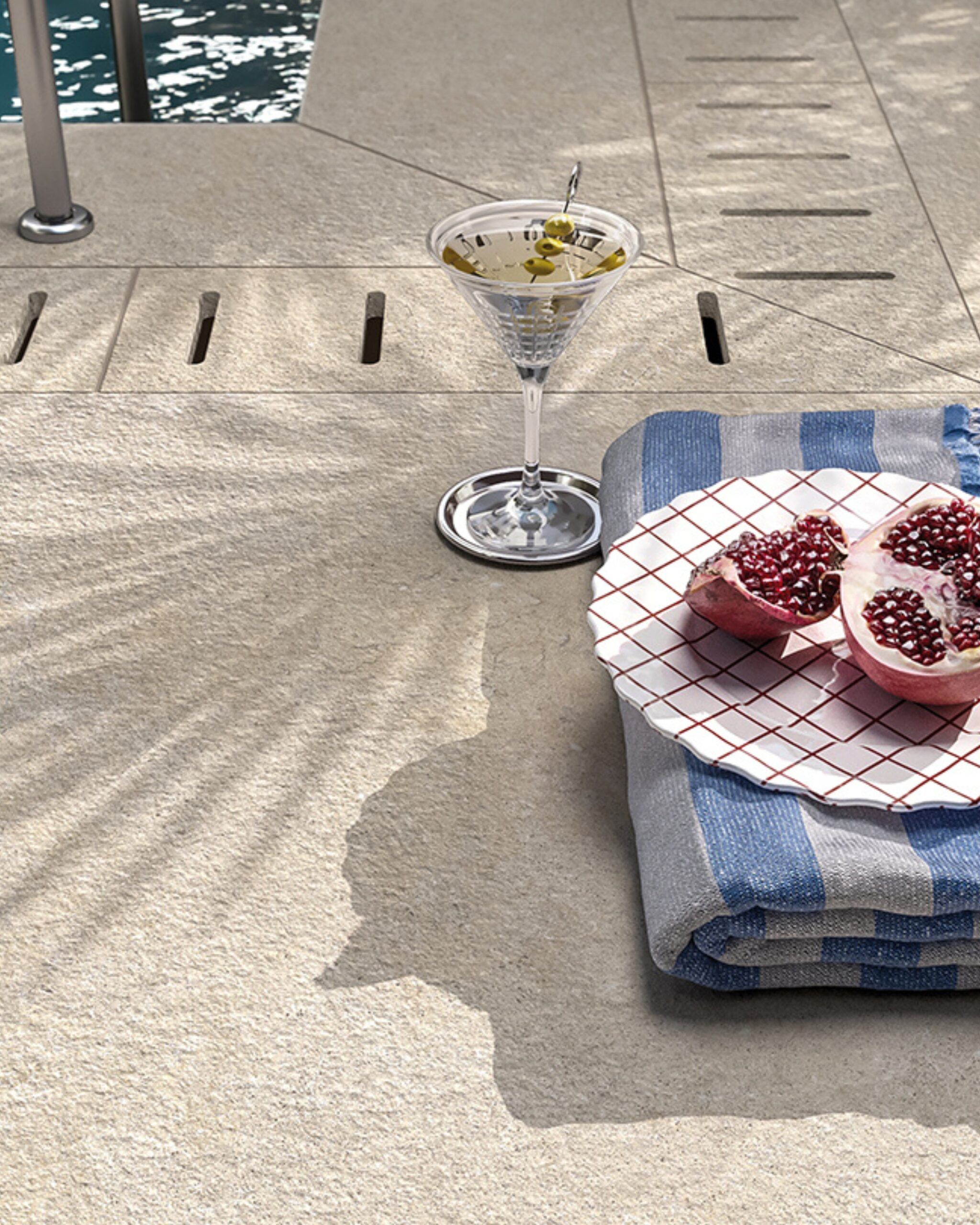 crema luna bocciardato cream_pool